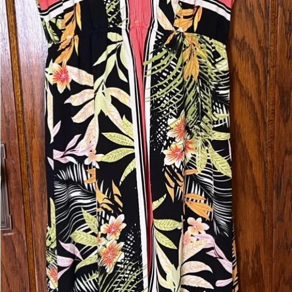 Tropical Floral Black Dress - Picture 1 of 5